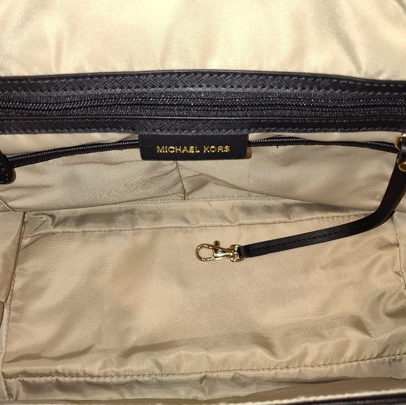 EUC Michael Kors Kelsey Medium Leopard Print Nylon Top Zip Tote - Picture 14 of 16